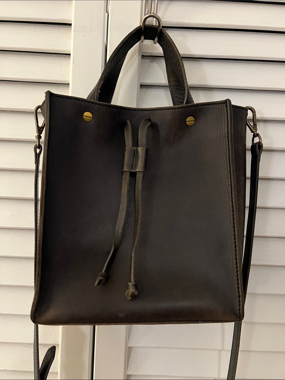 Madewell distressed leather drawstring tote